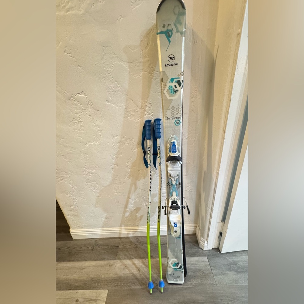 Rossignol skis with racing poles